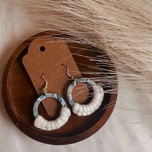 Blue & white tortoise macrame dangle hoops